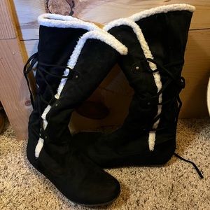 Shoe dazzle boots